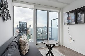 Casa Suites - Downtown Toronto