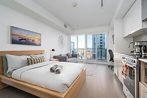 Casa Suites - Downtown Toronto