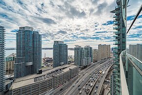 Casa - Toronto Downtown