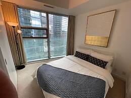 Casa - Toronto Downtown