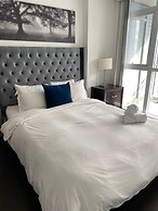 Casa - Toronto Downtown