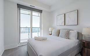 The Casa - Toronto Financial District