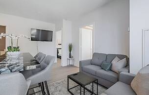 The Casa - Toronto Financial District