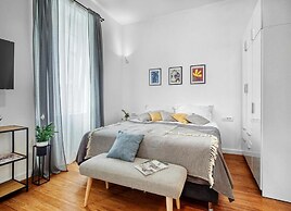 Berry Berry studios by Flat White