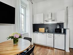 Berry Berry studios by Flat White