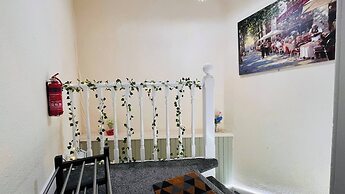 3 Bedrooms Apartment Self Check In Free Parking
