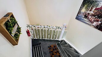 3 Bedrooms Apartment Self Check In Free Parking