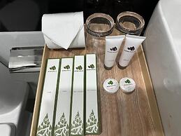Comfort Stay Hotel