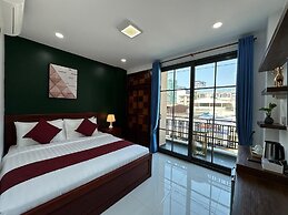 Comfort Stay Hotel