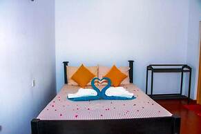 Thathsara Holiday Inn