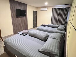 Depatuk Suite Homestay