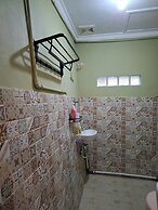 Parabonhaus Kopitiam - Bed & Breakfast