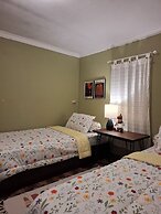 Parabonhaus Kopitiam - Bed & Breakfast