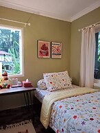 Parabonhaus Kopitiam - Bed & Breakfast