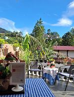 Parabonhaus Kopitiam - Bed & Breakfast