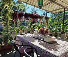 Parabonhaus Kopitiam - Bed & Breakfast