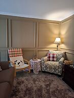 Parabonhaus Kopitiam - Bed & Breakfast