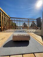 Waterfront Spa Retreat with Hot Tub