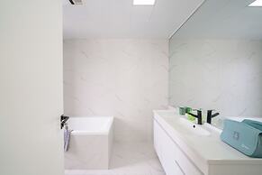 Tyms High Serviced Residence Shanghai Xujiahui Tower