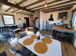 Comfortable Holiday Base With Terrace