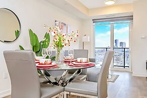 New High Rise Building w Gorgeous Views