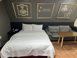Sixty Motel