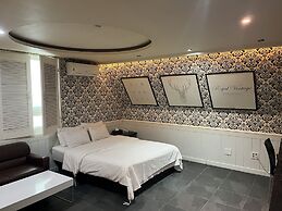 Sixty Motel