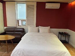 Sixty Motel
