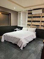 Sixty Motel