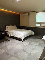 Sixty Motel