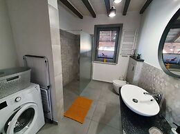 Comfortable Holiday Home With a Terrace and Garden