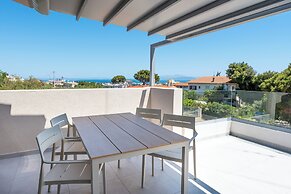 Aether Suites Near Athens Airport by SEM