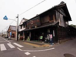 The Old Futon Shop HU1