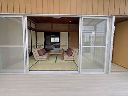 The Old Futon Shop HU1