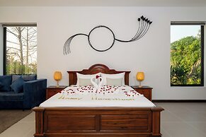 Blanc Smith Private Villa