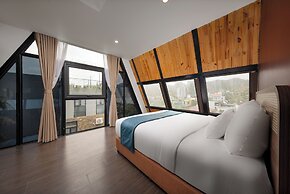 Cat Ba Sena Valley Retreat