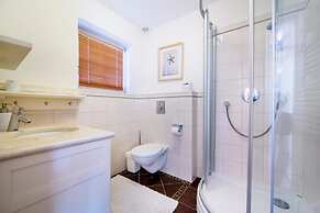 Comfortable Holiday Villa With Terrace and Garden
