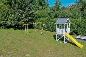 Comfortable Holiday Villa With Terrace and Garden