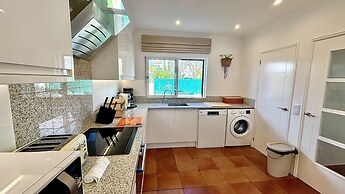 Vilamoura Golf Villa 2 by Homing