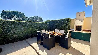 Vilamoura Golf Villa 2 by Homing