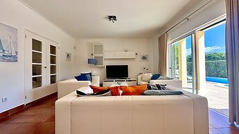 Vilamoura Golf Villa 2 by Homing