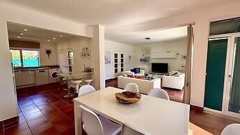 Vilamoura Golf Villa 2 by Homing