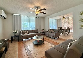 Golden Dream Villa 2nd floor A