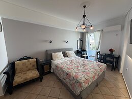 Vythos rooms