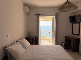 Vythos rooms