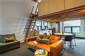 Nelse Lodge