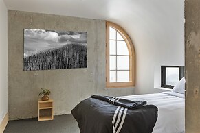 Nelse Lodge