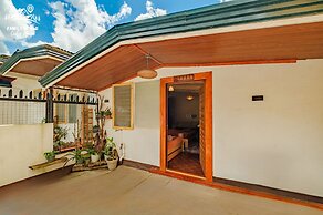 Family World Cabin House