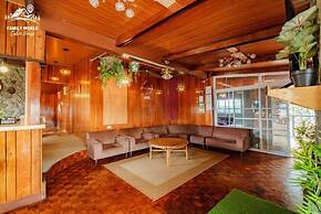 Family World Cabin House