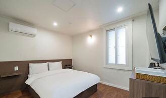 Stay Revesoyu Hotel